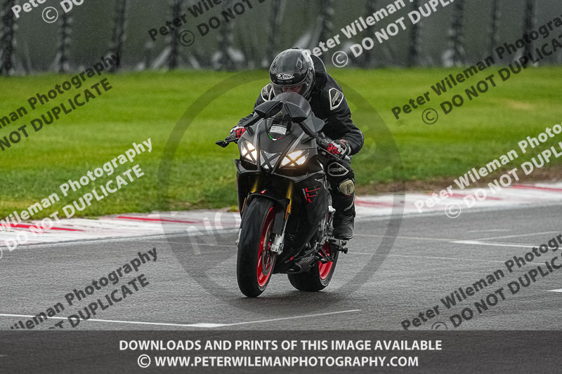 donington no limits trackday;donington park photographs;donington trackday photographs;estoril;event digital images;motorbikes;no limits;no limits trackdays;peter wileman photography;portugal;trackday;trackday digital images;trackday photos